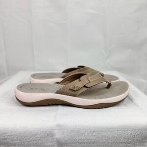 Clarks cloudsteppers comfort sandal spring summer beach lounge neutral casual
